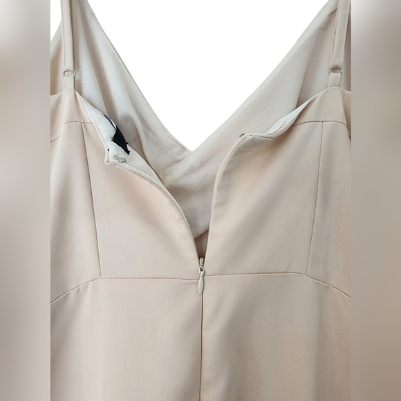 LULUS ivory mini wrap dress, tulip hem, size M - Picture 5 of 7